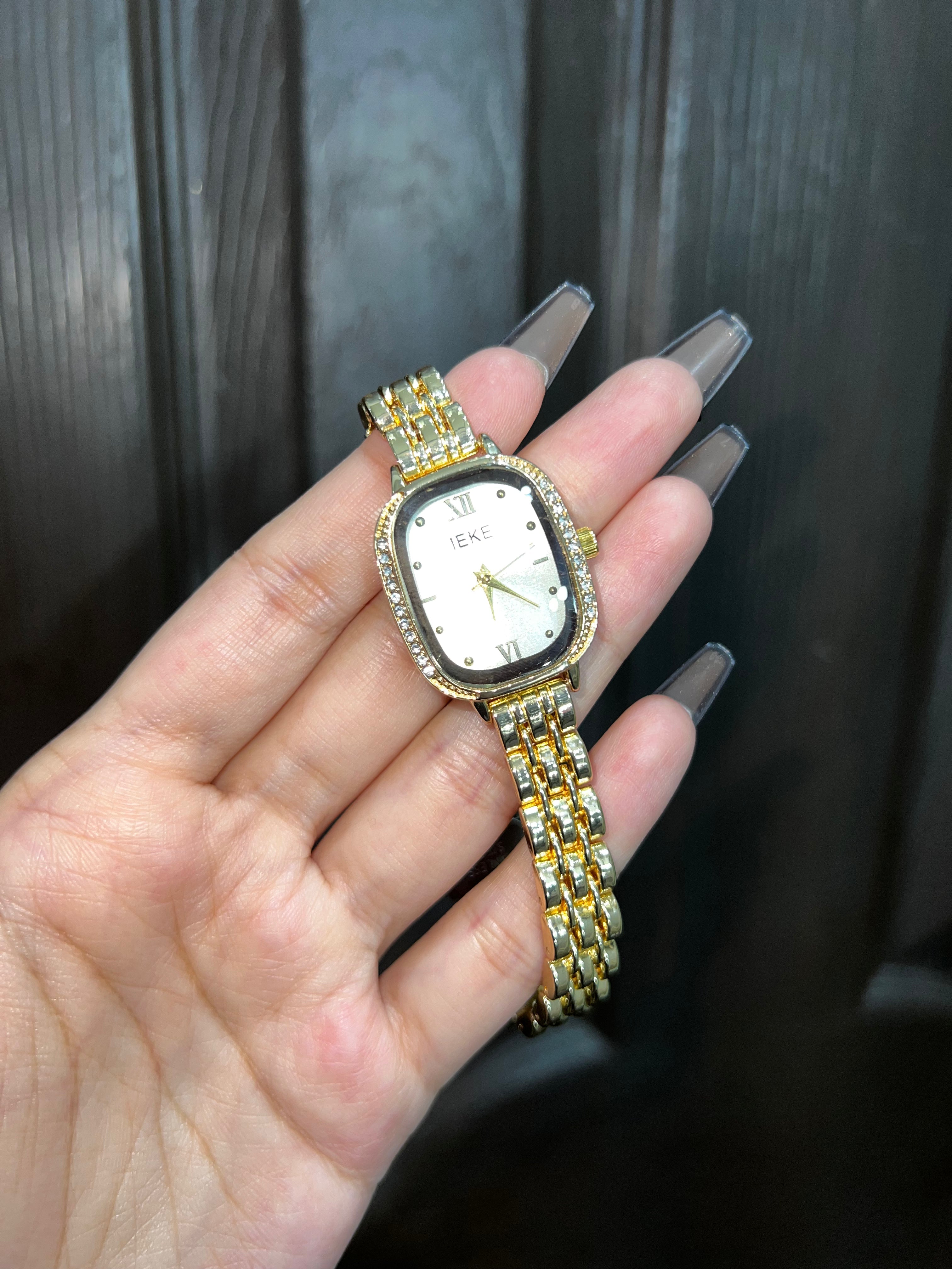 IEKE Luxury watch