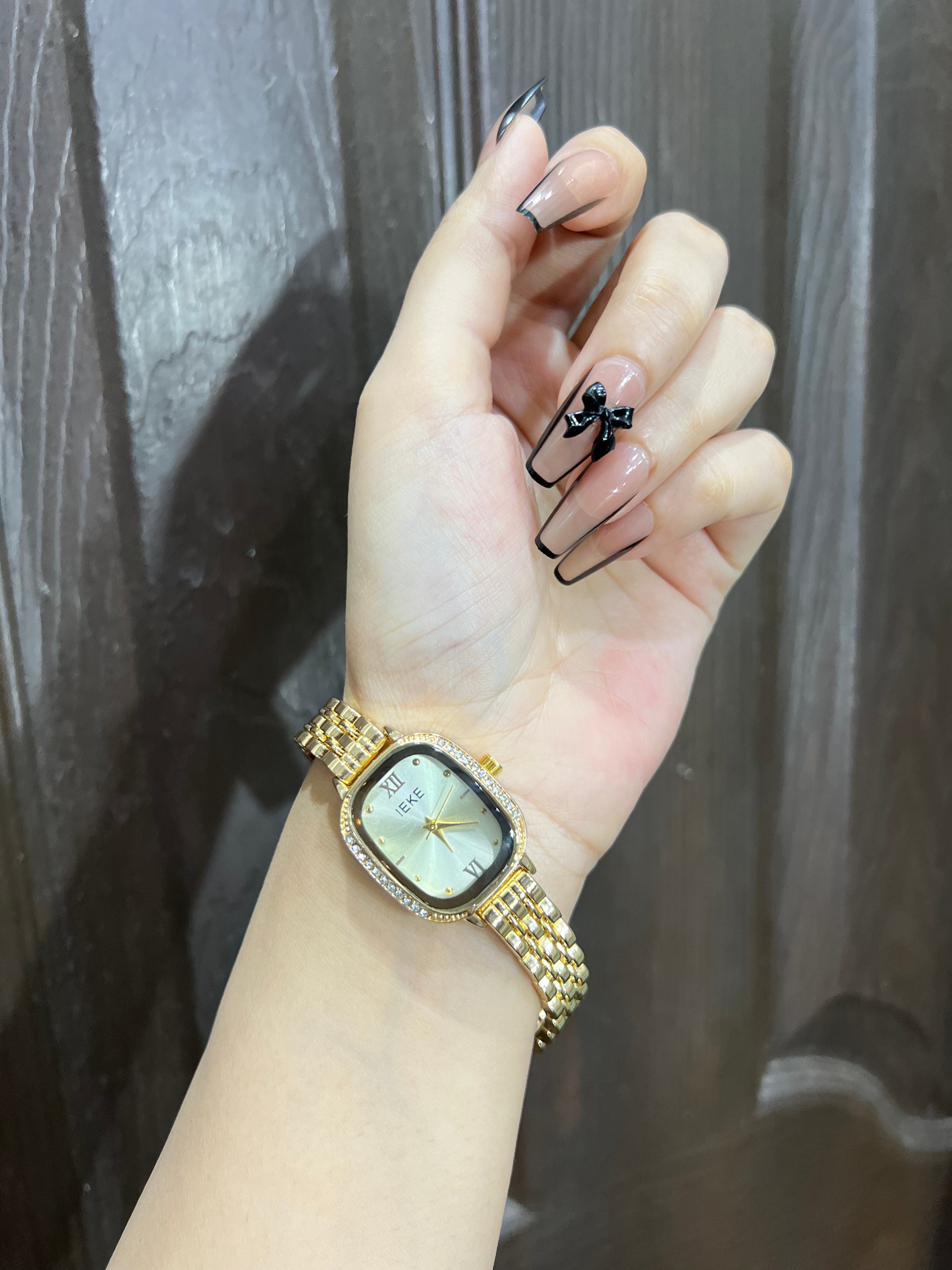 IEKE Luxury watch