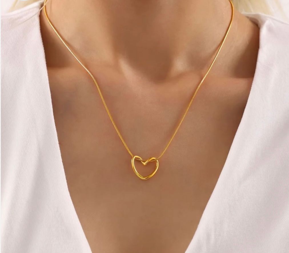 Essential Love Nacklace