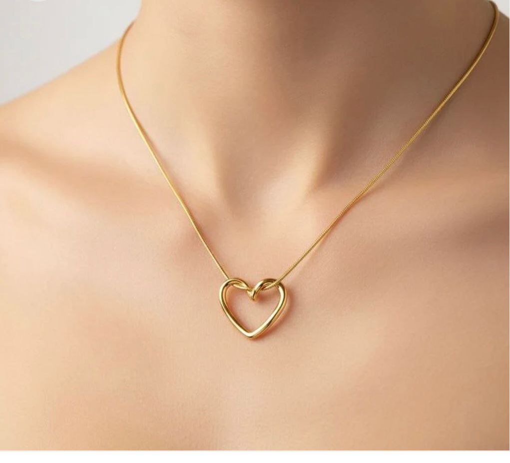 Essential Love Nacklace
